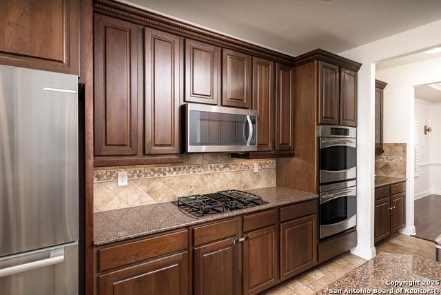 Image 12 of 46 For 24806 Ellesmere