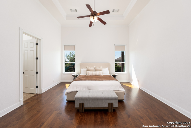 Image 17 of 46 For 24806 Ellesmere