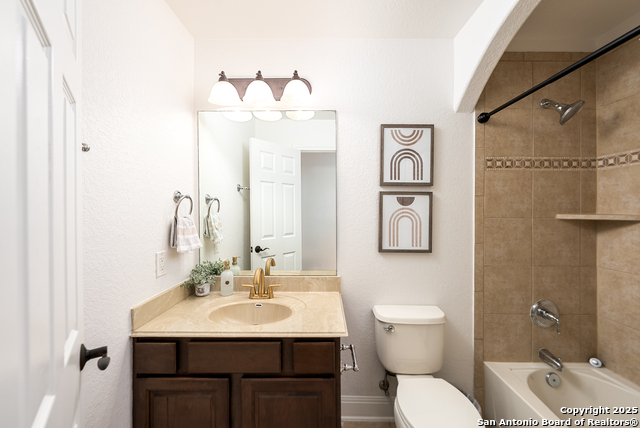 Image 29 of 46 For 24806 Ellesmere