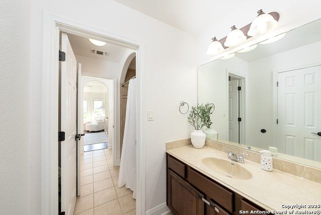 Image 30 of 46 For 24806 Ellesmere