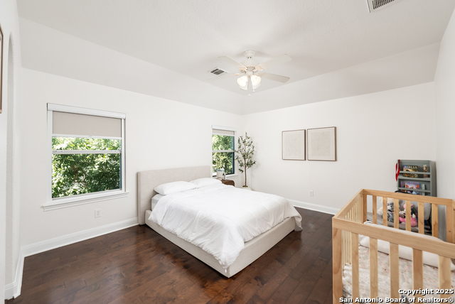 Image 33 of 46 For 24806 Ellesmere