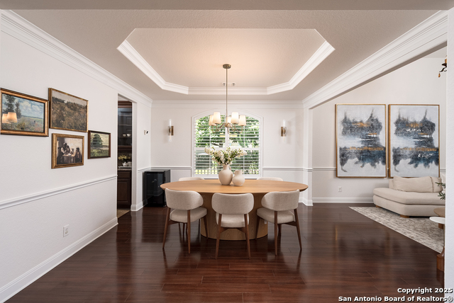 Image 4 of 46 For 24806 Ellesmere