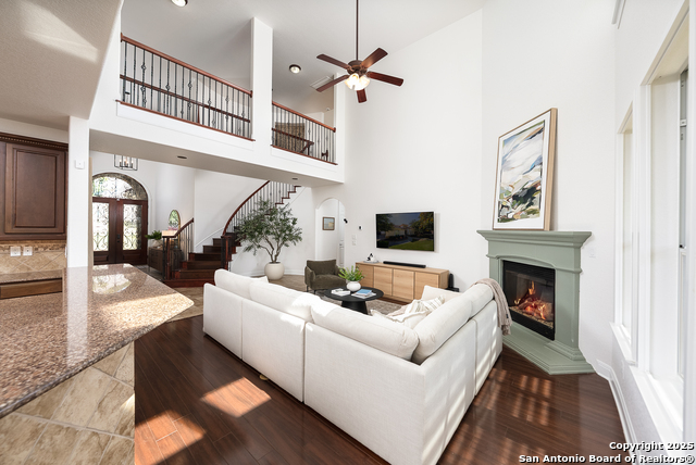 Image 8 of 46 For 24806 Ellesmere