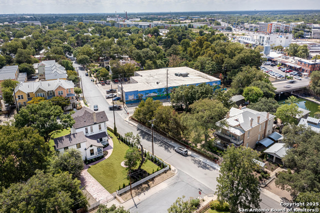 Image 62 of 66 For 1231 Alamo S