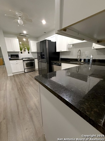 Image 8 of 25 For 659 Olmos W