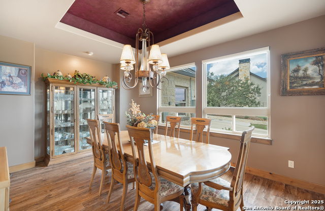 Image 11 of 39 For 3911 Kite Dr. E