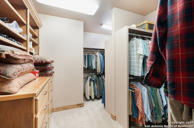 Image 16 of 39 For 3911 Kite Dr. E