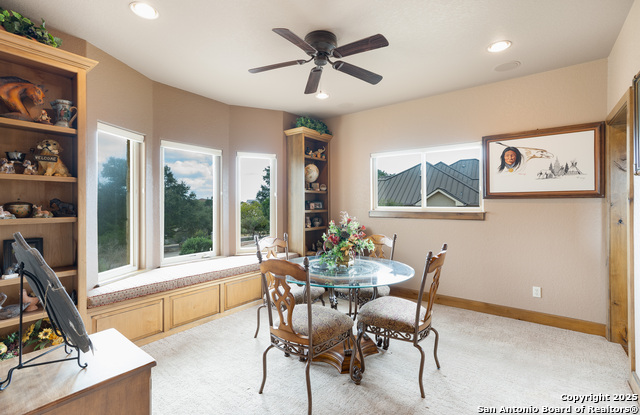 Image 24 of 39 For 3911 Kite Dr. E