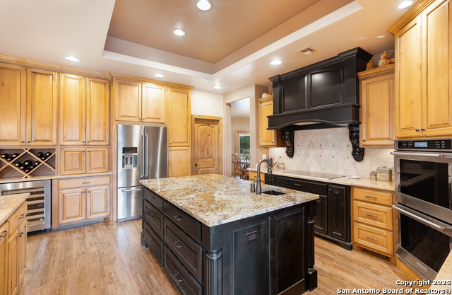 Image 8 of 39 For 3911 Kite Dr. E