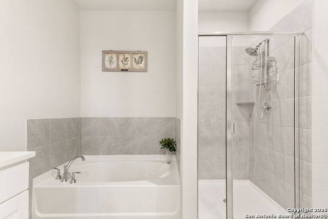 Image 17 of 29 For 5603 Chestnut Xing