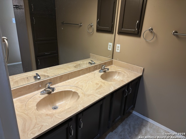 Image 8 of 22 For 8414 Timber Fall