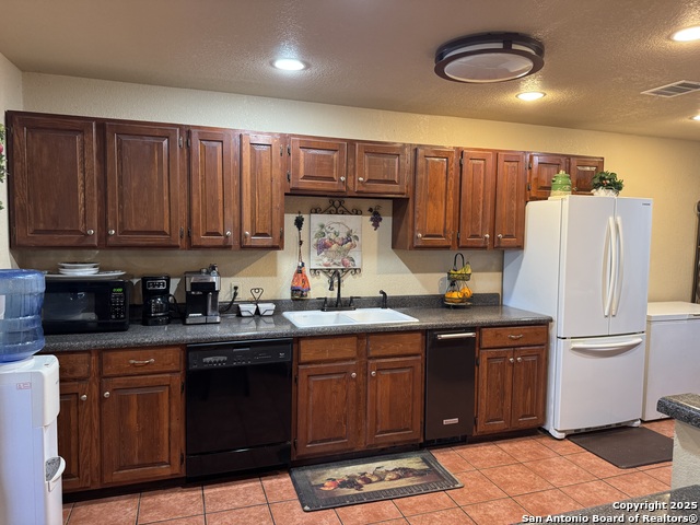 Listing photo id 10 for 2755 Fm 1436