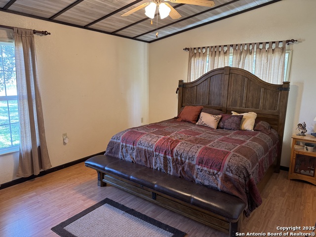 Listing photo id 35 for 2755 Fm 1436