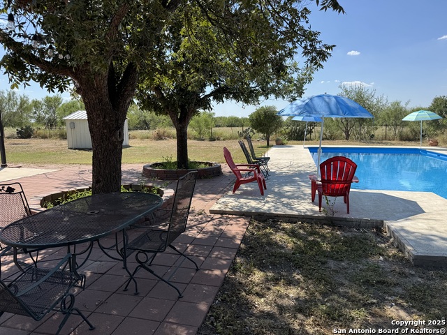 Listing photo id 46 for 2755 Fm 1436