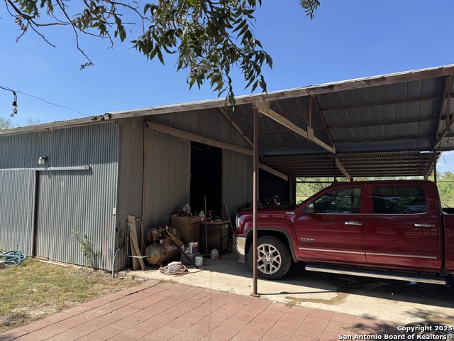 Listing photo id 51 for 2755 Fm 1436