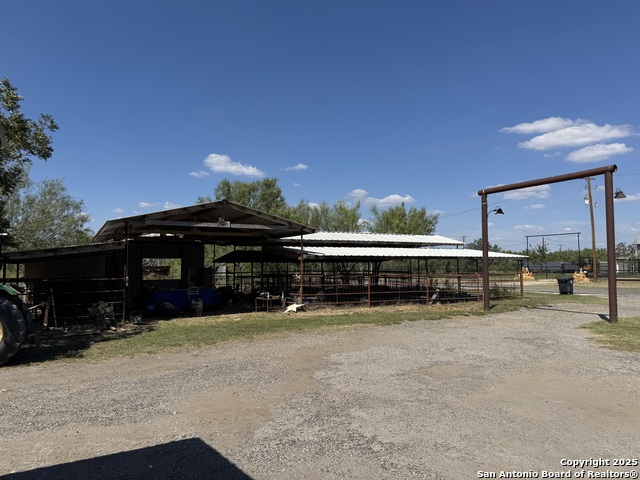 Listing photo id 53 for 2755 Fm 1436