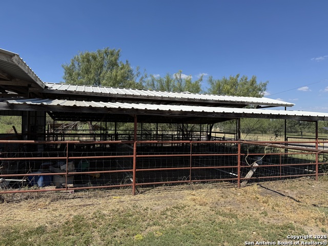 Listing photo id 54 for 2755 Fm 1436