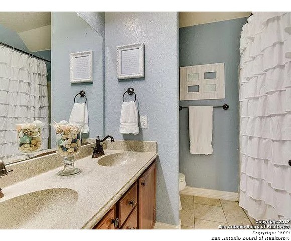 Image 17 of 19 For 110 Surrey Dr