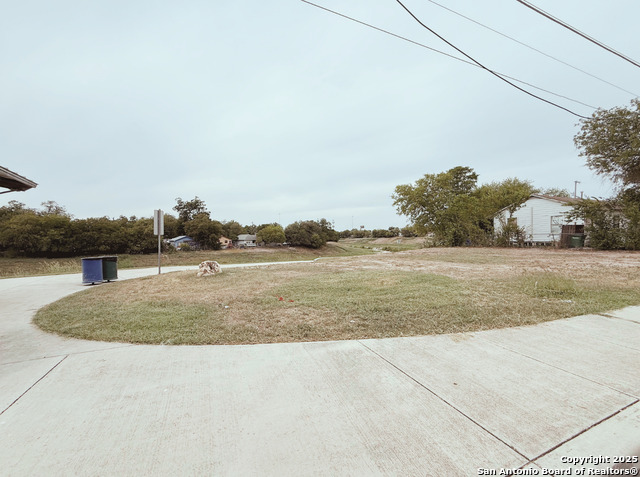 Image 8 of 10 For 117 Klein