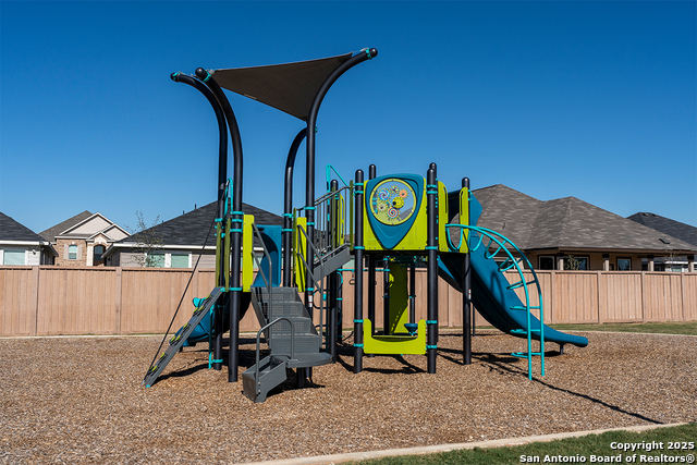 Image 5 of 11 For 814 Bifurcate Bend