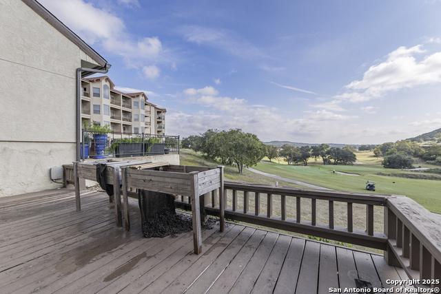 Image 28 of 42 For 105 Tapatio Dr E 105