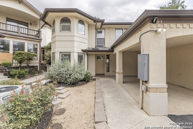 Image 3 of 42 For 105 Tapatio Dr E 105