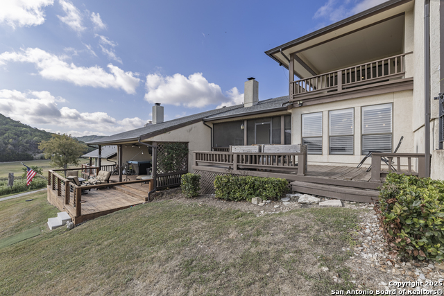 Image 30 of 42 For 105 Tapatio Dr E 105