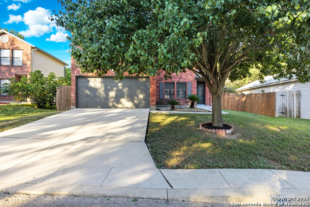 Image 2 of 18 For 10127 Silver Park