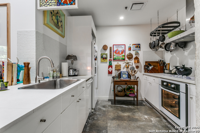 Image 12 of 25 For 1115 Alamo S 2103