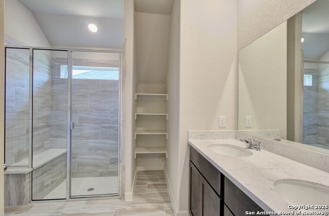 Image 19 of 21 For 2422 White Daisy Hill