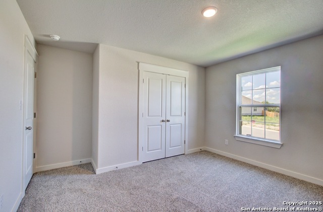Image 8 of 21 For 2422 White Daisy Hill