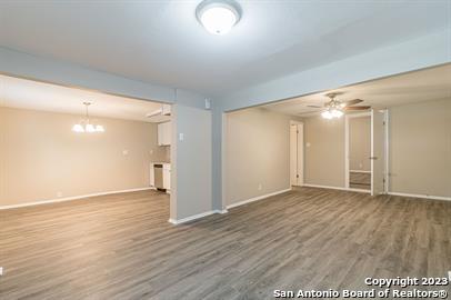 Image 4 of 10 For 211 Pierian Ave  1