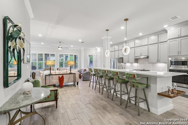 Listing photo id 17 for 22911 Grande Vista