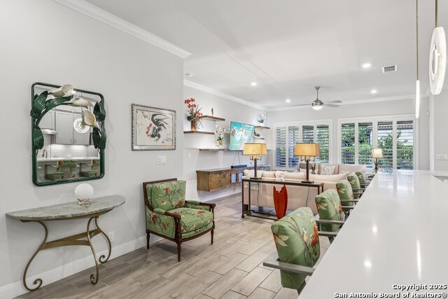 Listing photo id 23 for 22911 Grande Vista