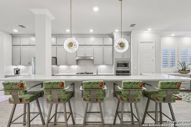 Listing photo id 24 for 22911 Grande Vista