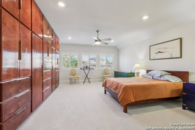 Listing photo id 38 for 22911 Grande Vista