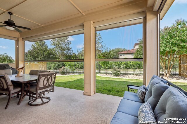 Listing photo id 43 for 22911 Grande Vista