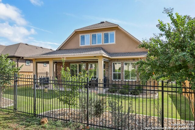 Listing photo id 50 for 22911 Grande Vista