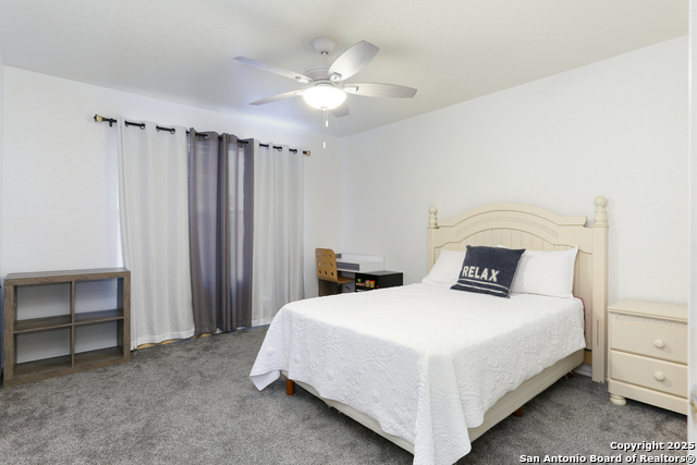 Listing photo id 15 for 9130 Sycamore