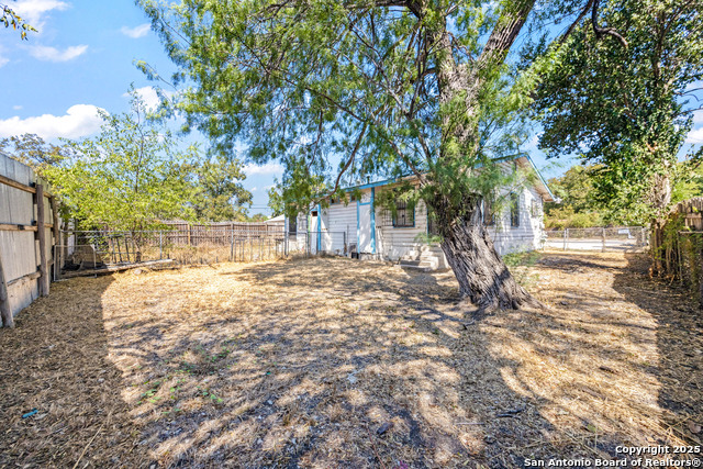 Image 11 of 13 For 1115 Cullin Avenue