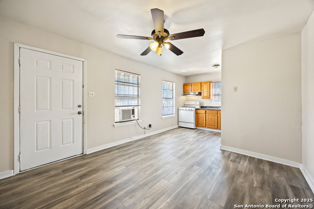 Image 2 of 13 For 1115 Cullin Avenue