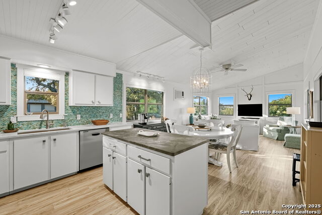 Image 13 of 83 For 746 Trail Rock Dr