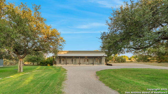 Image 40 of 83 For 746 Trail Rock Dr