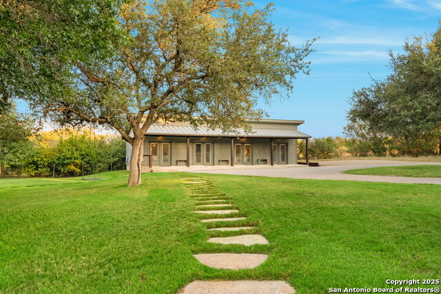 Image 45 of 83 For 746 Trail Rock Dr