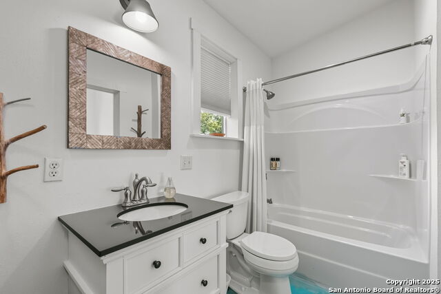 Image 48 of 83 For 746 Trail Rock Dr
