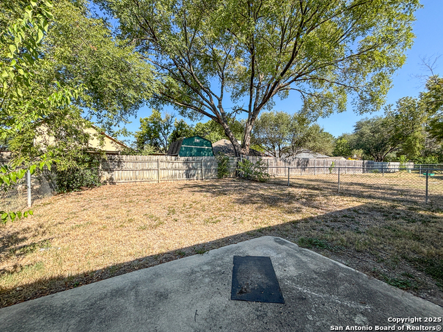 Image 10 of 14 For 607 Frostwood