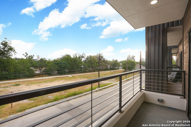 Image 13 of 19 For 130 Lachapelle E