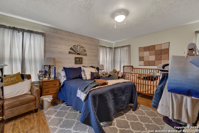 Listing photo id 10 for 3130 Green Valley
