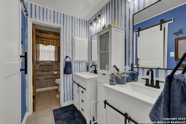 Listing photo id 11 for 3130 Green Valley