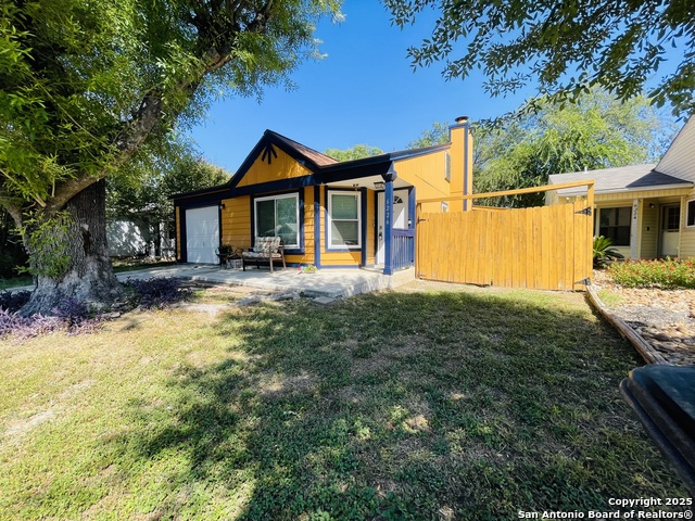 Image 2 of 21 For 6226 Valley Castle